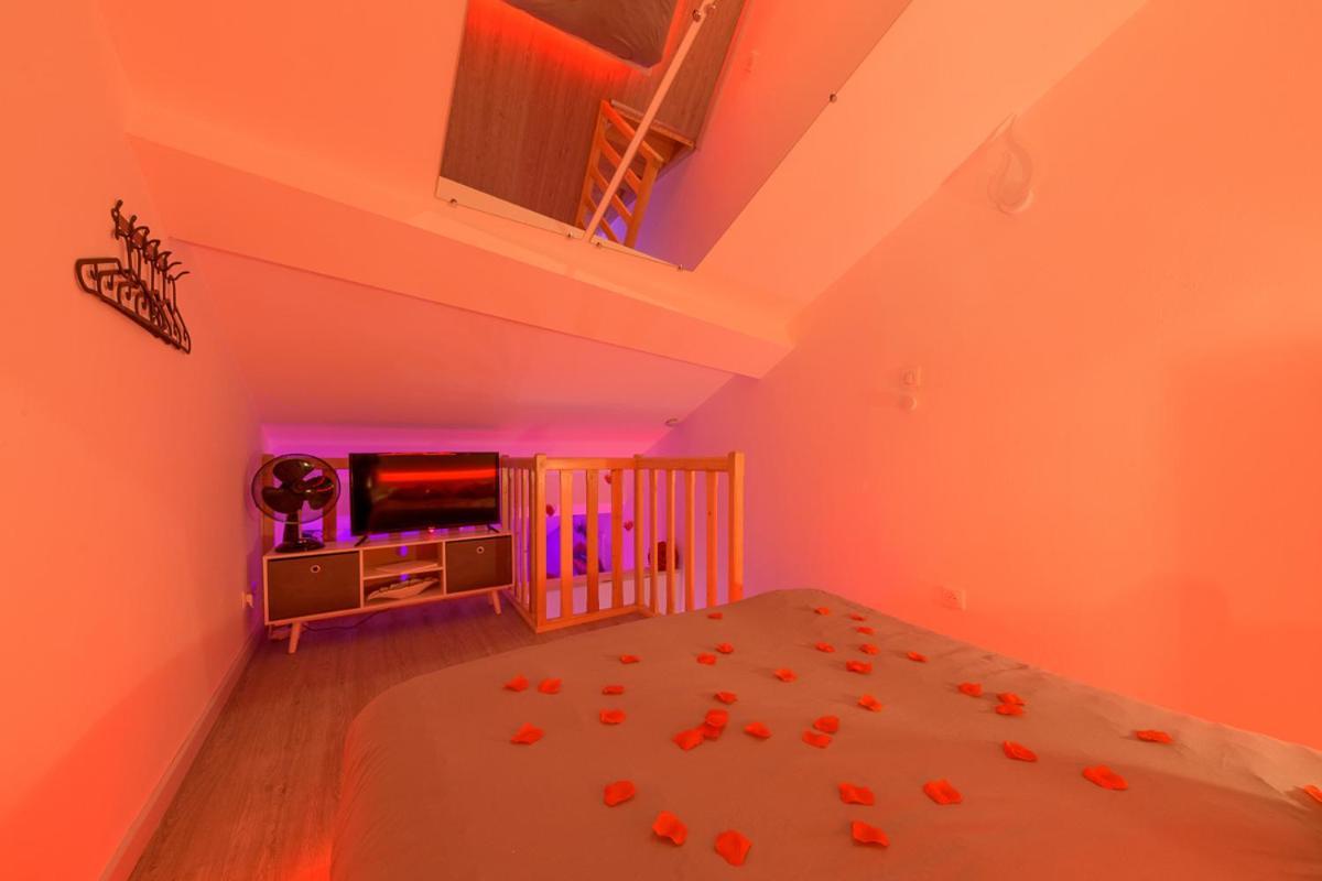 Love Room - Suite Romantique Avec Spa Privatif Le Puy-en-Velay 外观 照片