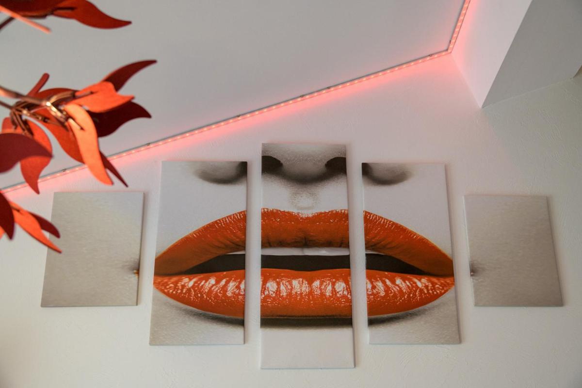 Love Room - Suite Romantique Avec Spa Privatif Le Puy-en-Velay 外观 照片