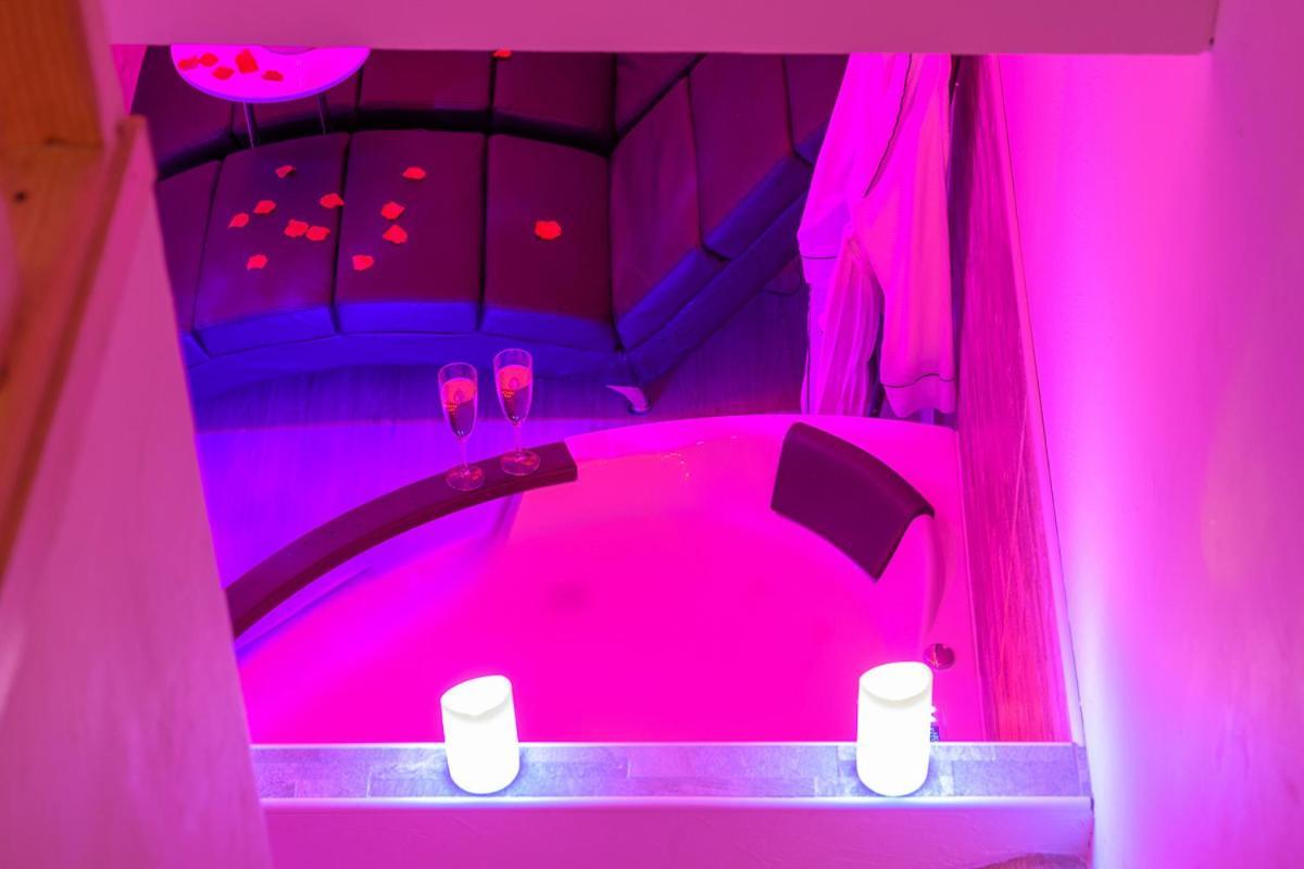 Love Room - Suite Romantique Avec Spa Privatif Le Puy-en-Velay 外观 照片